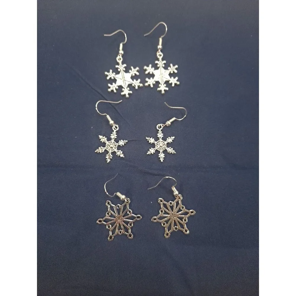 New‎ 3 Pair Silvertone Snowflake Pierced Earrings 1 Inch Long